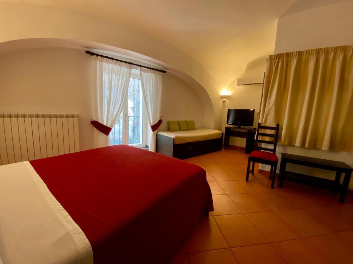 Bed and Breakfast Borgo Belvedere à Naples Extérieur photo