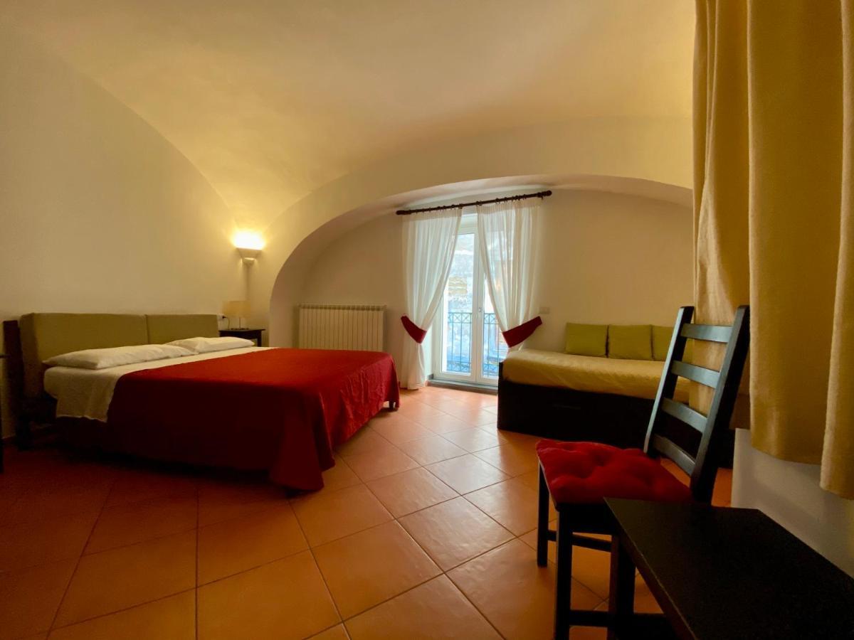 Bed and Breakfast Borgo Belvedere à Naples Extérieur photo